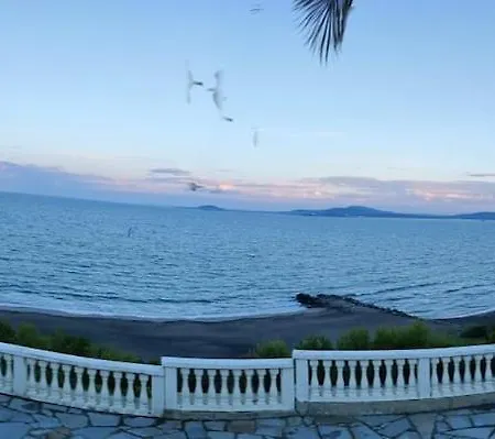 Luxury Sea Sunset Deluxe Apartment Burgas