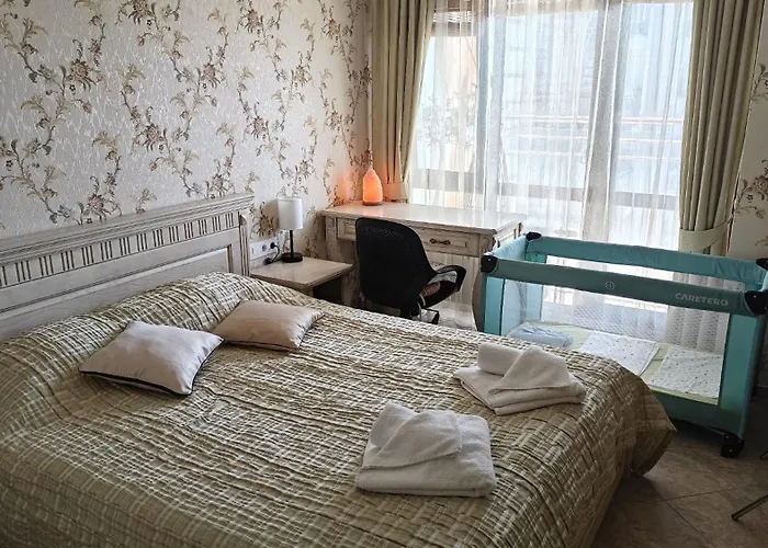 Luxury Sea Sunset Deluxe Apartment Burgas City